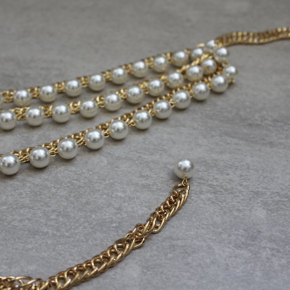 Oversized Layered Faux Pearl and Chain Belt - Picture 3 of 8